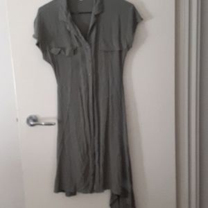 Short sleeves dress